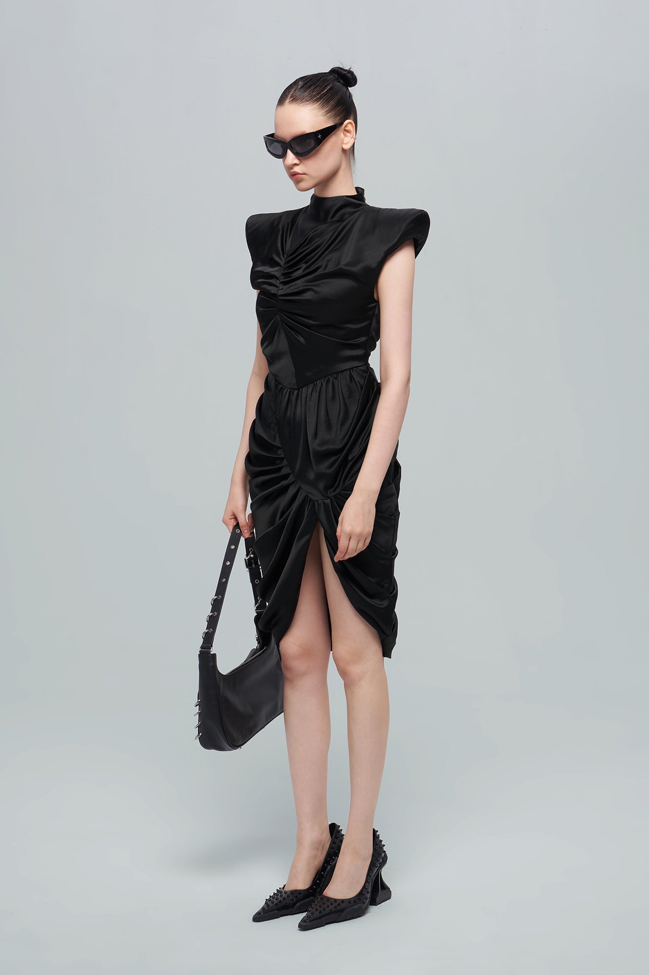 Acetic acid pleated three-dimensional dress