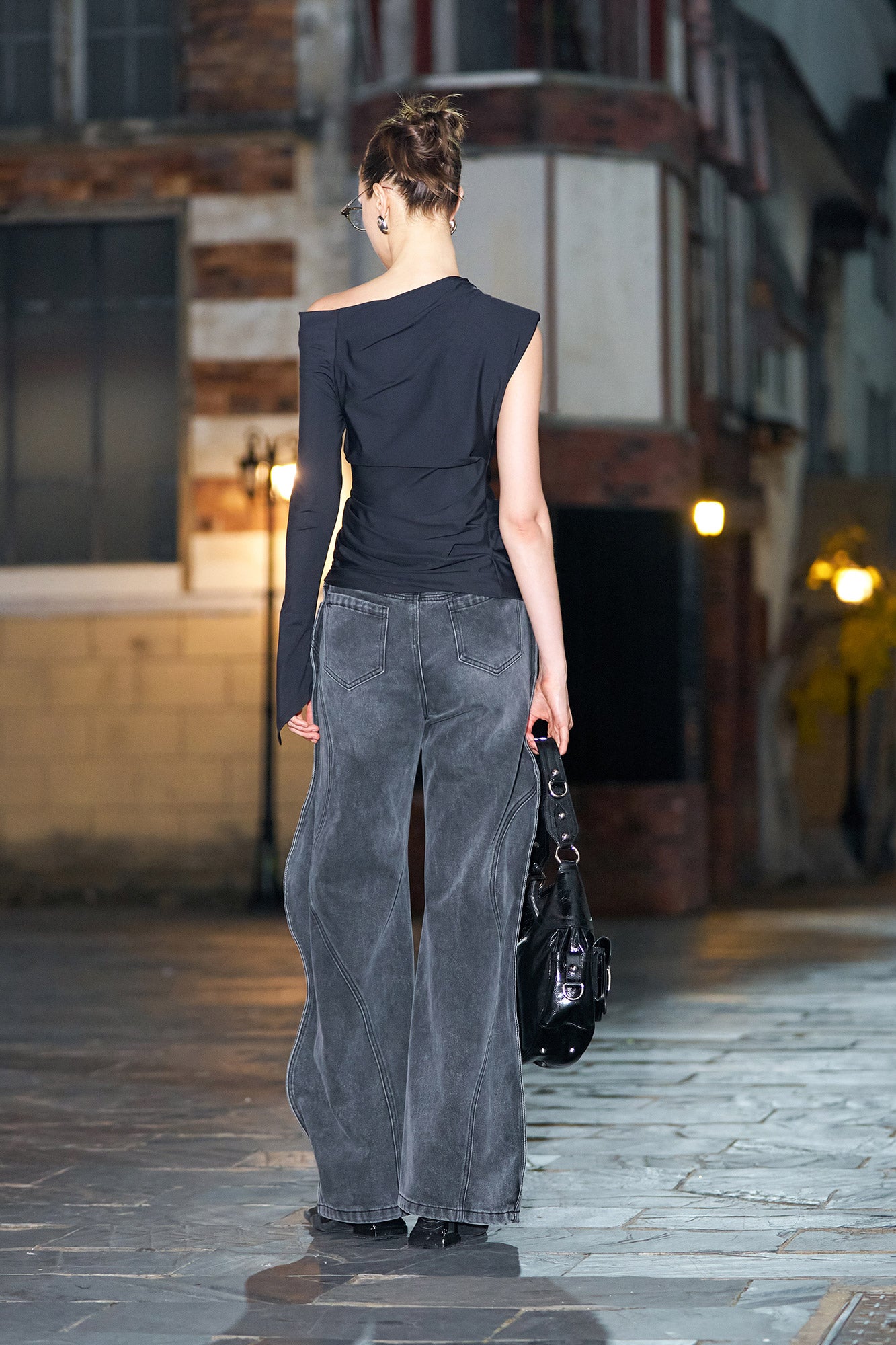 Asymmetrical pleated top