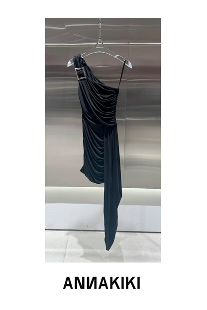 Irregular pleated dress