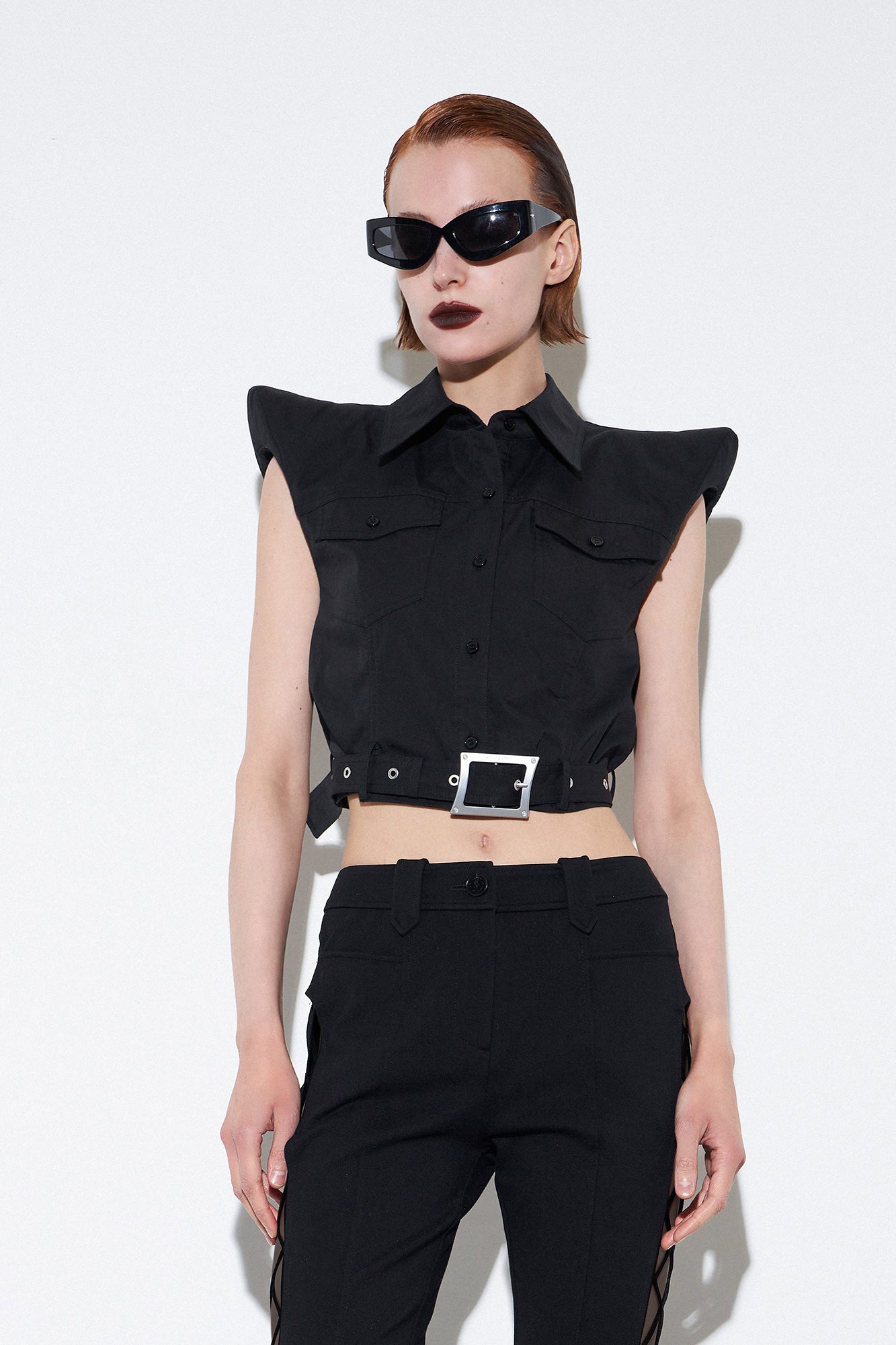 3D sleeve waistband shirt