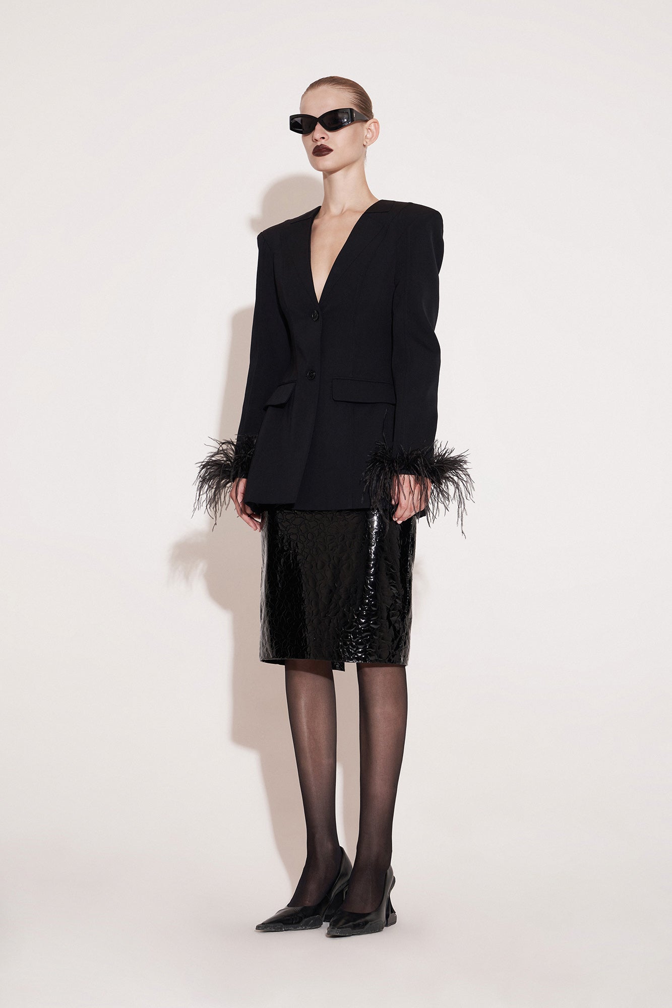 Wool geometric segmentation feather suit