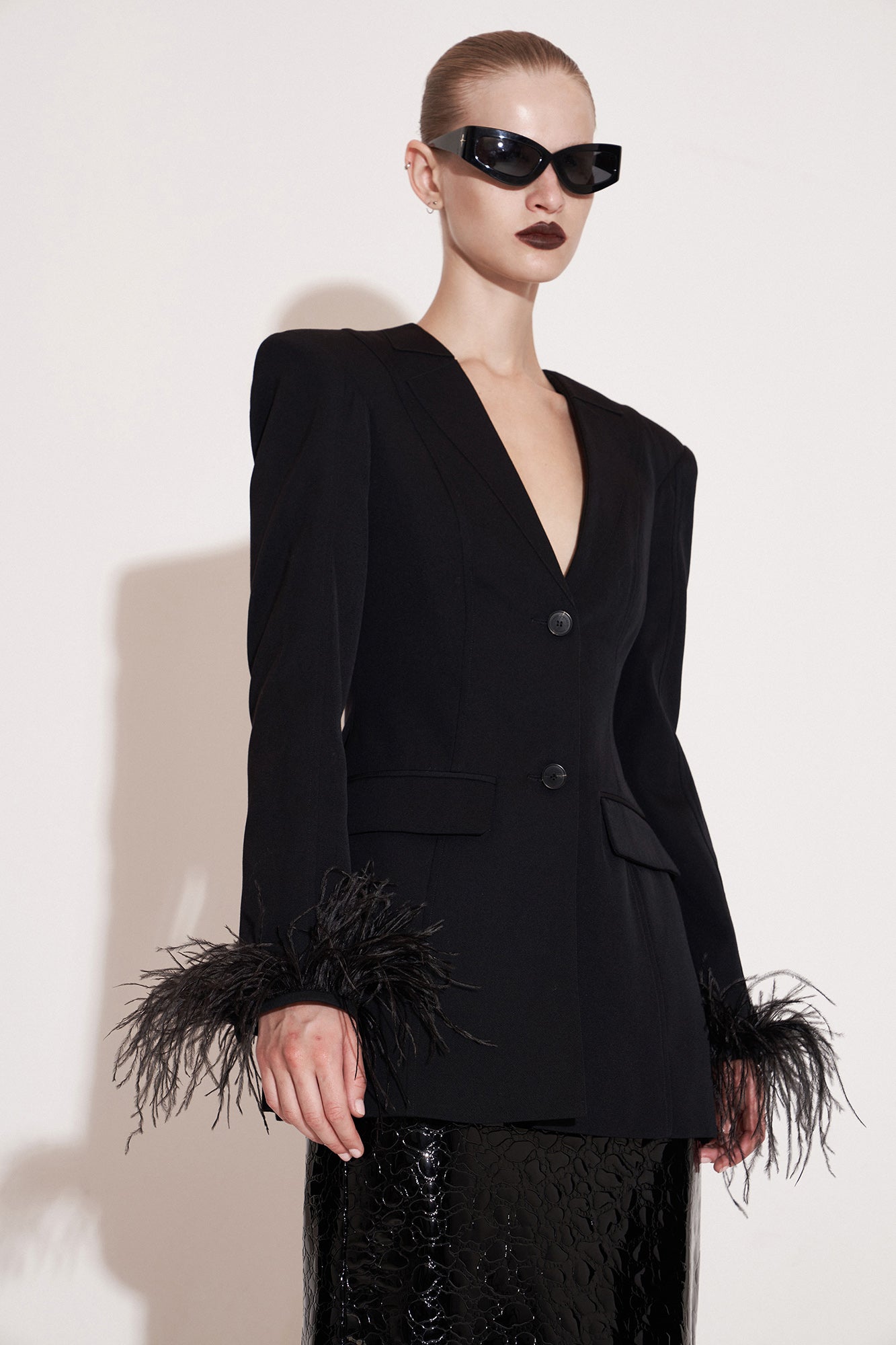 Wool geometric segmentation feather suit