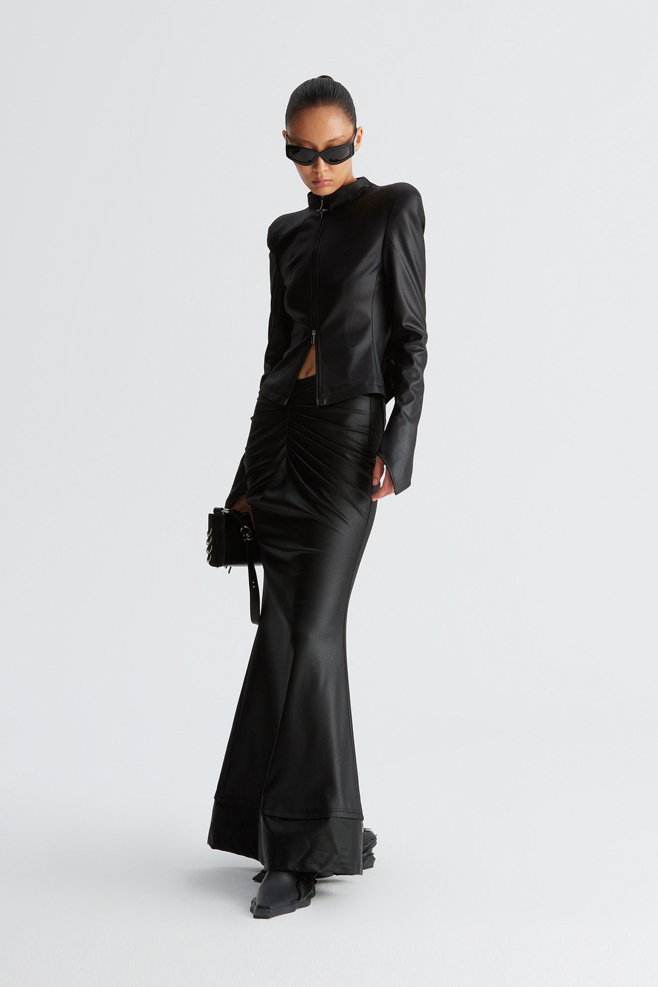 Functional bone pleated slimming coat