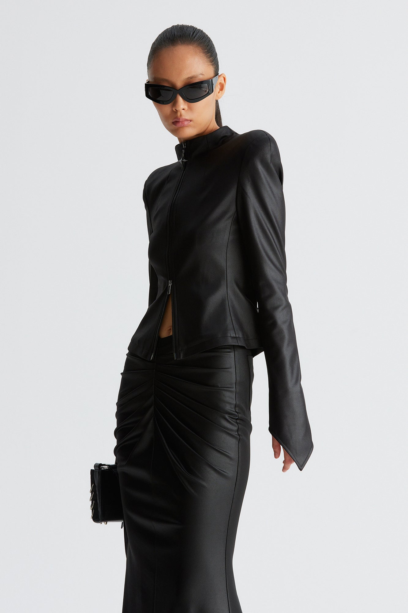 Functional bone pleated slimming coat