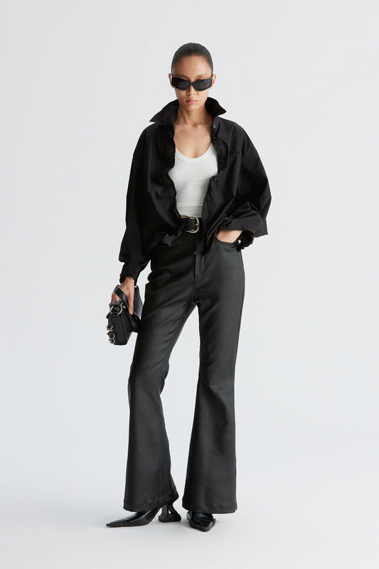 Malleable lapel shirt