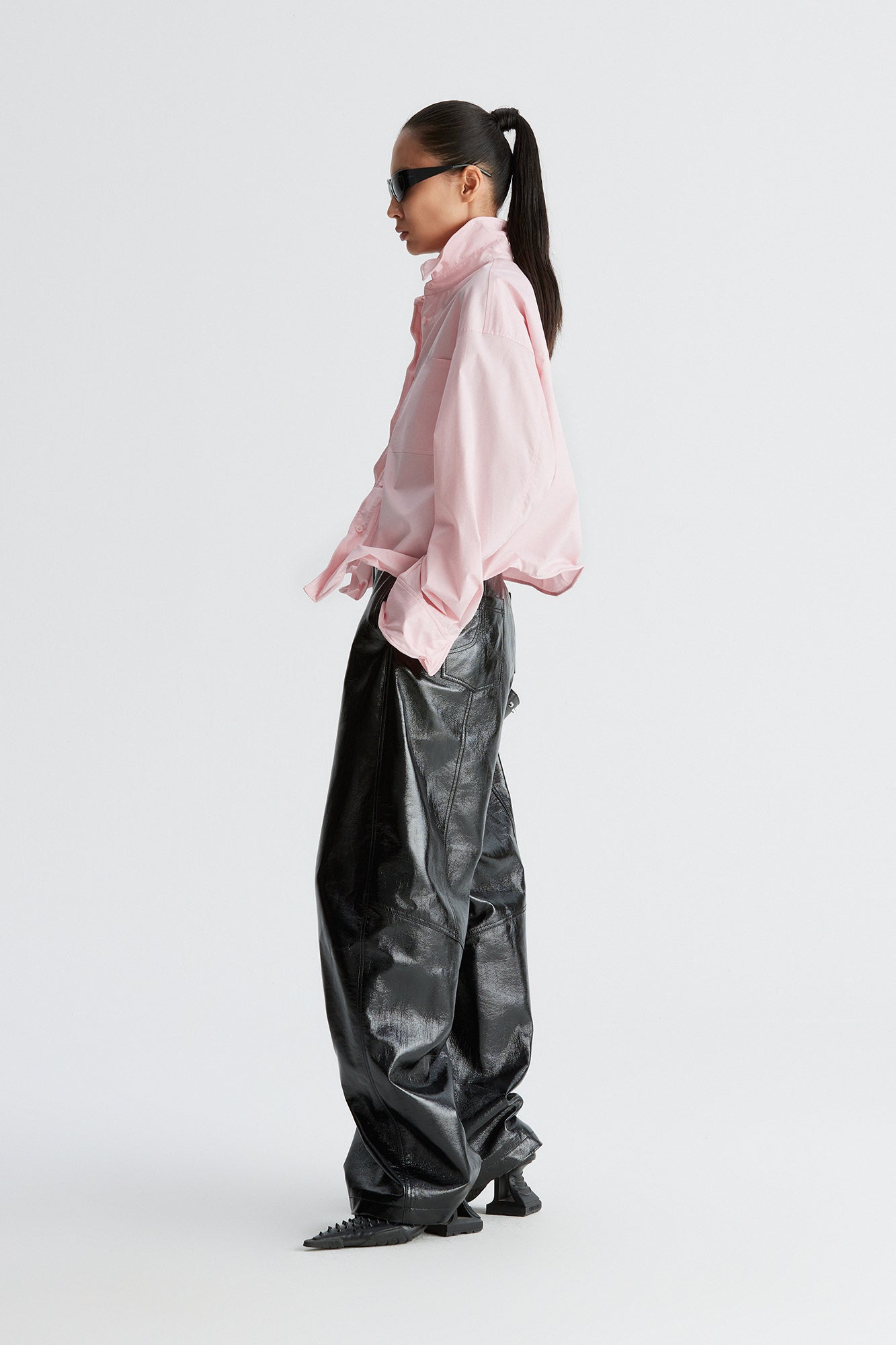 Malleable lapel shirt
